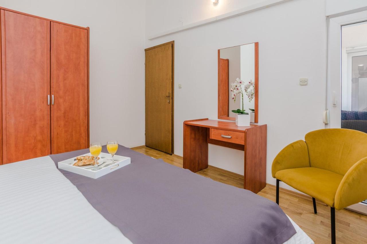 Apartments Marija Starigrad Paklenica Eksteriør bilde
