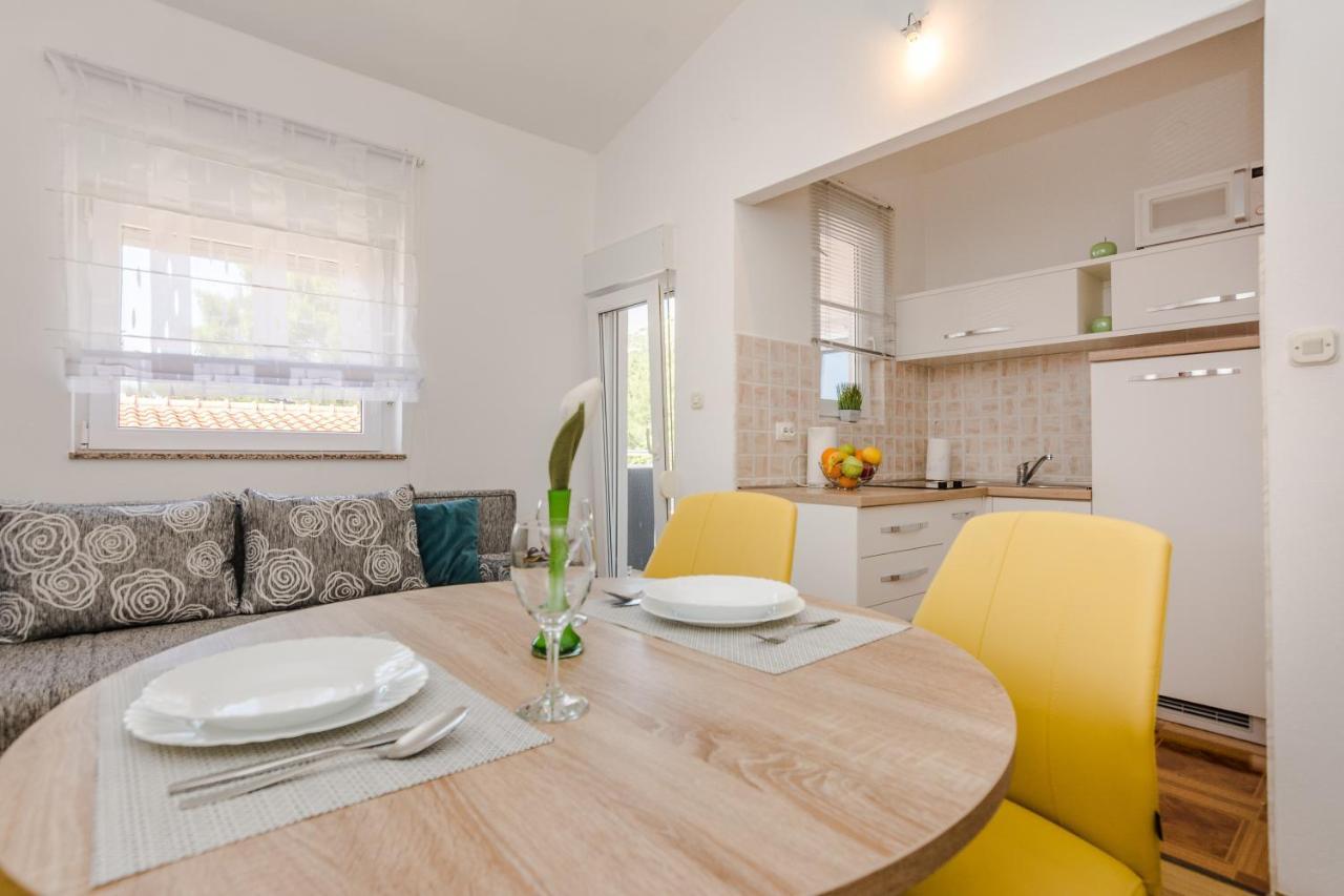 Apartments Marija Starigrad Paklenica Eksteriør bilde